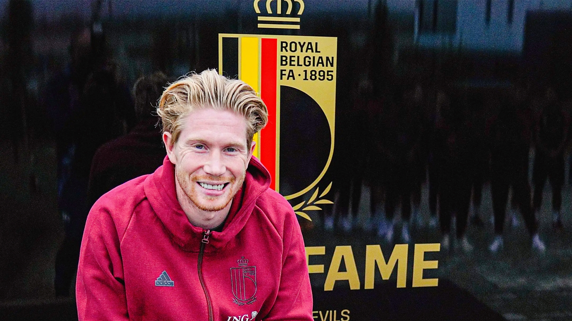 包含德布劳内遭遇五持续失利，TES教练压力巨大！的词条