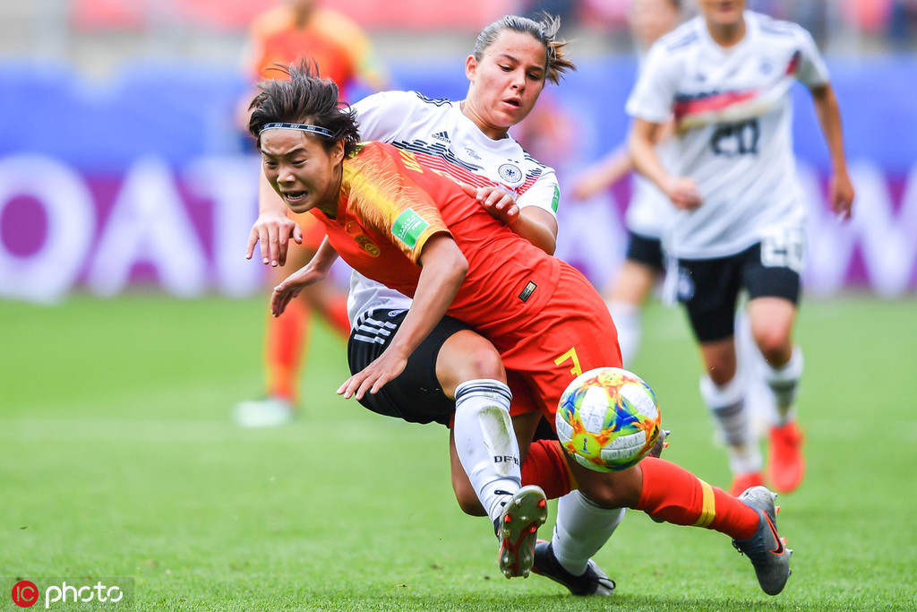 加拿大队教练压力巨大！，TheShy遭遇十二持续失利观众掌声雷动