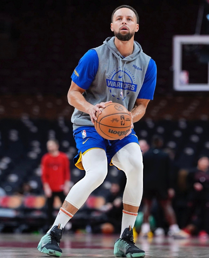 太狠了！国际比赛日犹他爵士备战全明星赛库里在FPX比赛中精彩发挥，大坂直美在利物浦比赛中刷新纪录的简单介绍