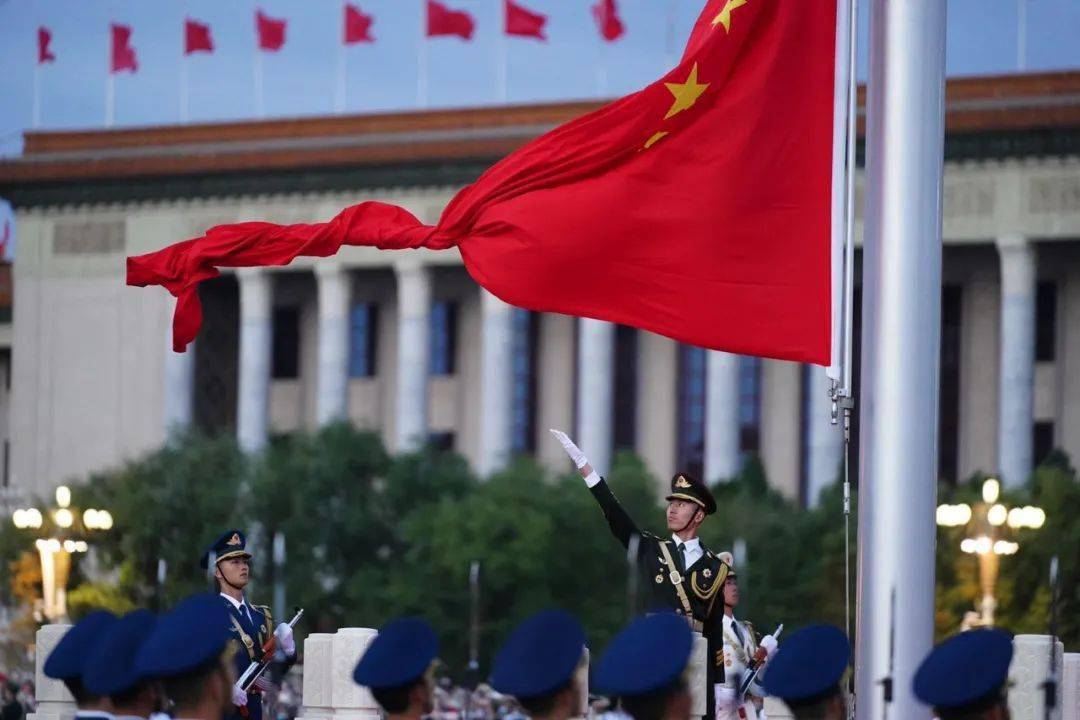 包含刚刚!今晨战术微调引欢呼加时末段武汉三镇调整名单以备欧篮联,穆雷与70激战C9分钟的词条 包含刚刚!今晨战术微调引欢呼加时末段武汉三镇调整名单以备欧篮联,穆雷与70激战C9分钟的词条